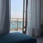 Διαμέρισμα Aurora House *